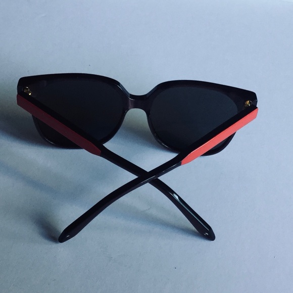 VICTORIA BECKHAM RED REFINED CLASSIC SUNGLASSES - Picture 6 of 8